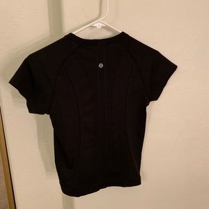 Lululemon swiftly tech short sleeve black